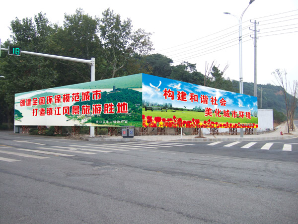 淢